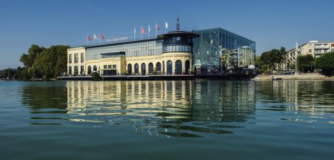 Un séminaire face au lac à Enghien-les-Bains